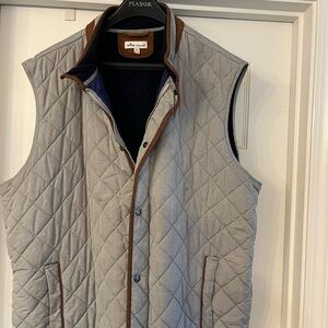 Peter Millar Quilted Vest in Light Gray with Brown Accents